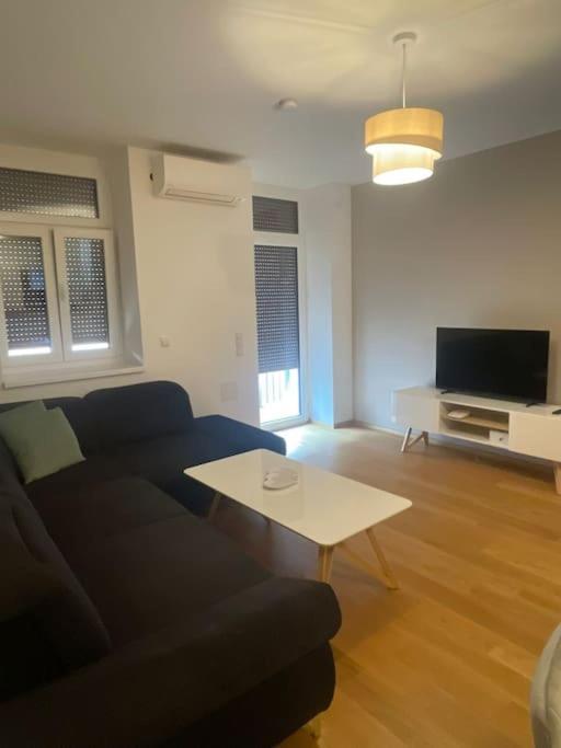 New Central Apartments Westbahnhof Βιέννη Εξωτερικό φωτογραφία
