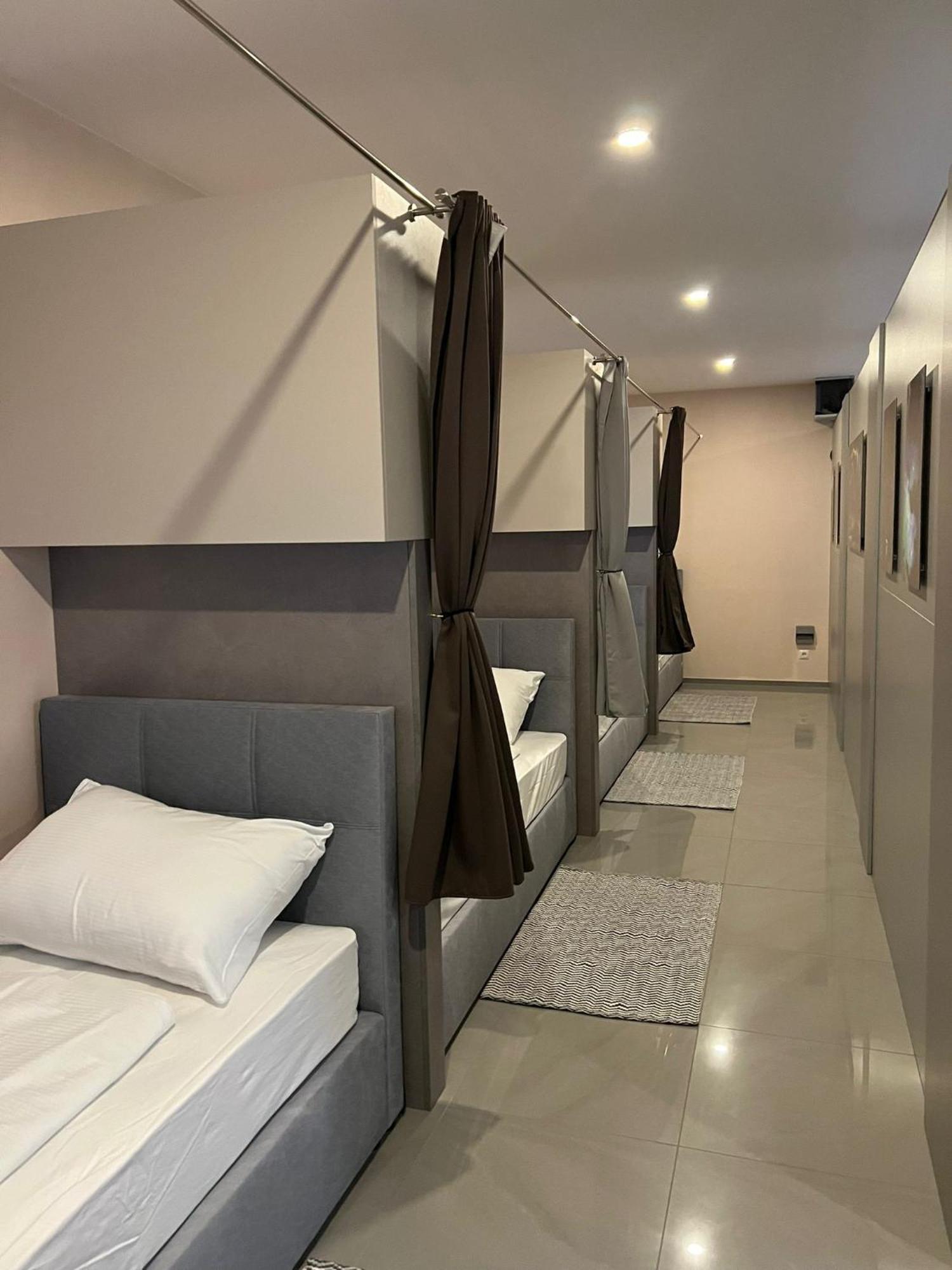 New Central Apartments Westbahnhof Βιέννη Εξωτερικό φωτογραφία