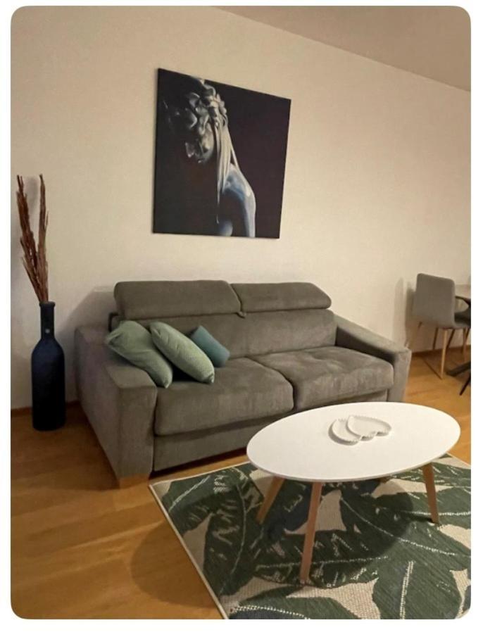 New Central Apartments Westbahnhof Βιέννη Εξωτερικό φωτογραφία