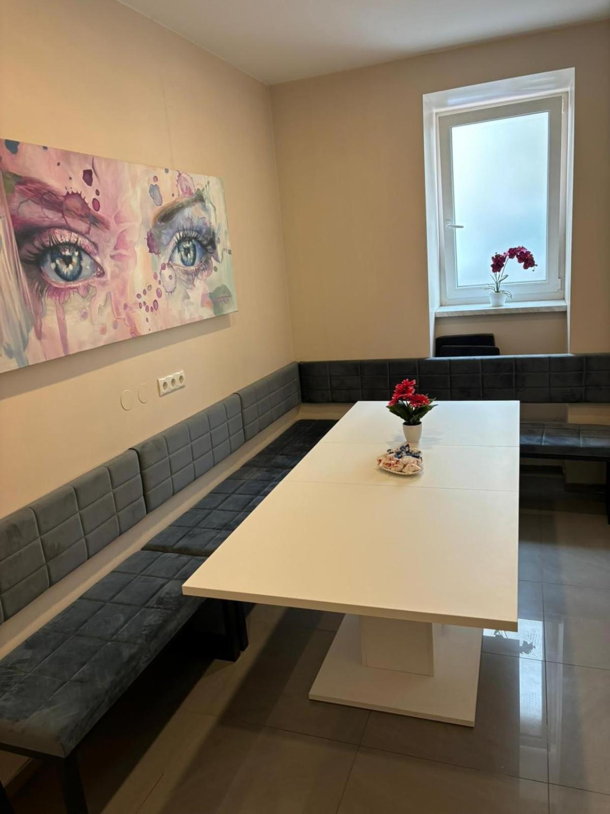 New Central Apartments Westbahnhof Βιέννη Εξωτερικό φωτογραφία